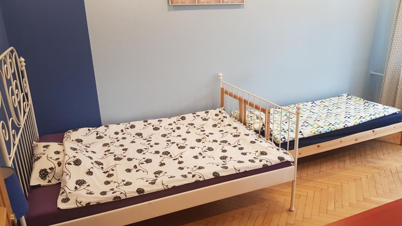 Studiospanie Studio Kapitana Z Balkonem Na Parterze Gdaňsk Exteriér fotografie